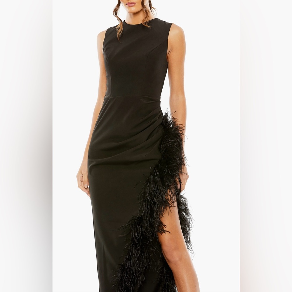 Preloved Feather Trim Asymmetric Dress
Mac Duggal size 12